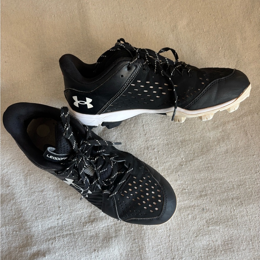 Under Armour LeadOff Black Baseball Cleats